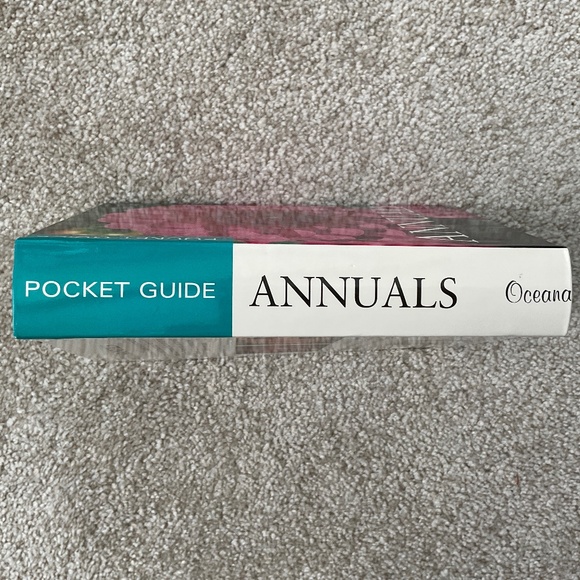 Annuals Pocket Guide - Picture 3 of 4